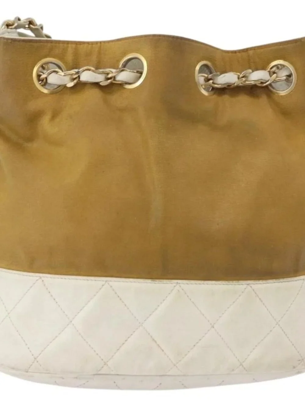 CHANEL Matelasse Drawstring Chain Shoulder Bag Leather Beige Gold CC Auth BAZ157